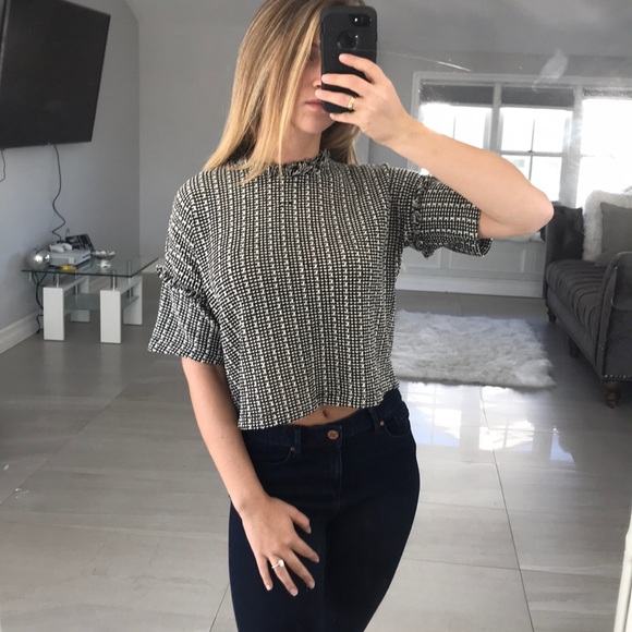 Fringe Crop - Picture 6 of 6